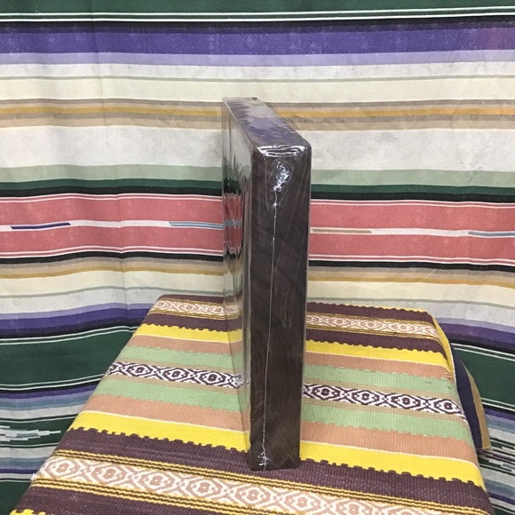 New Boos block cutting board rustic edge mahogany color - Picture 6 of 6